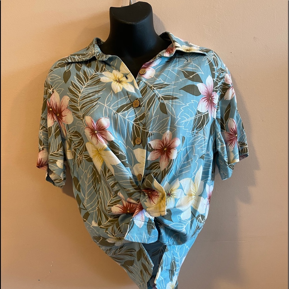 Hawaii shirt